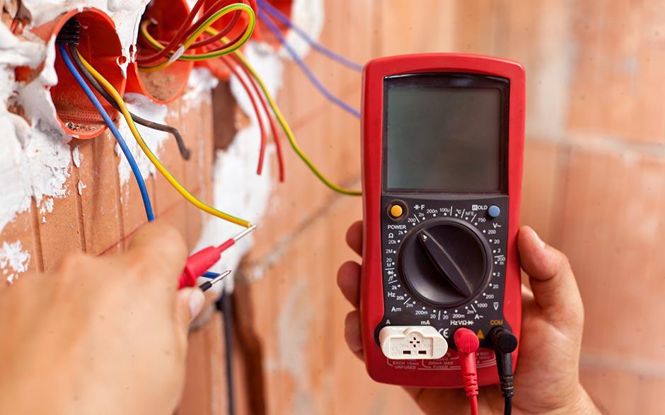 tarif électricien bâtiment Le Chesnay